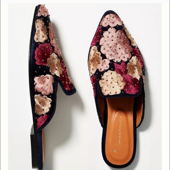 ANTHROPOLOGIE Studded Violet Slides Flats 7 NWT - Picture 3 of 10